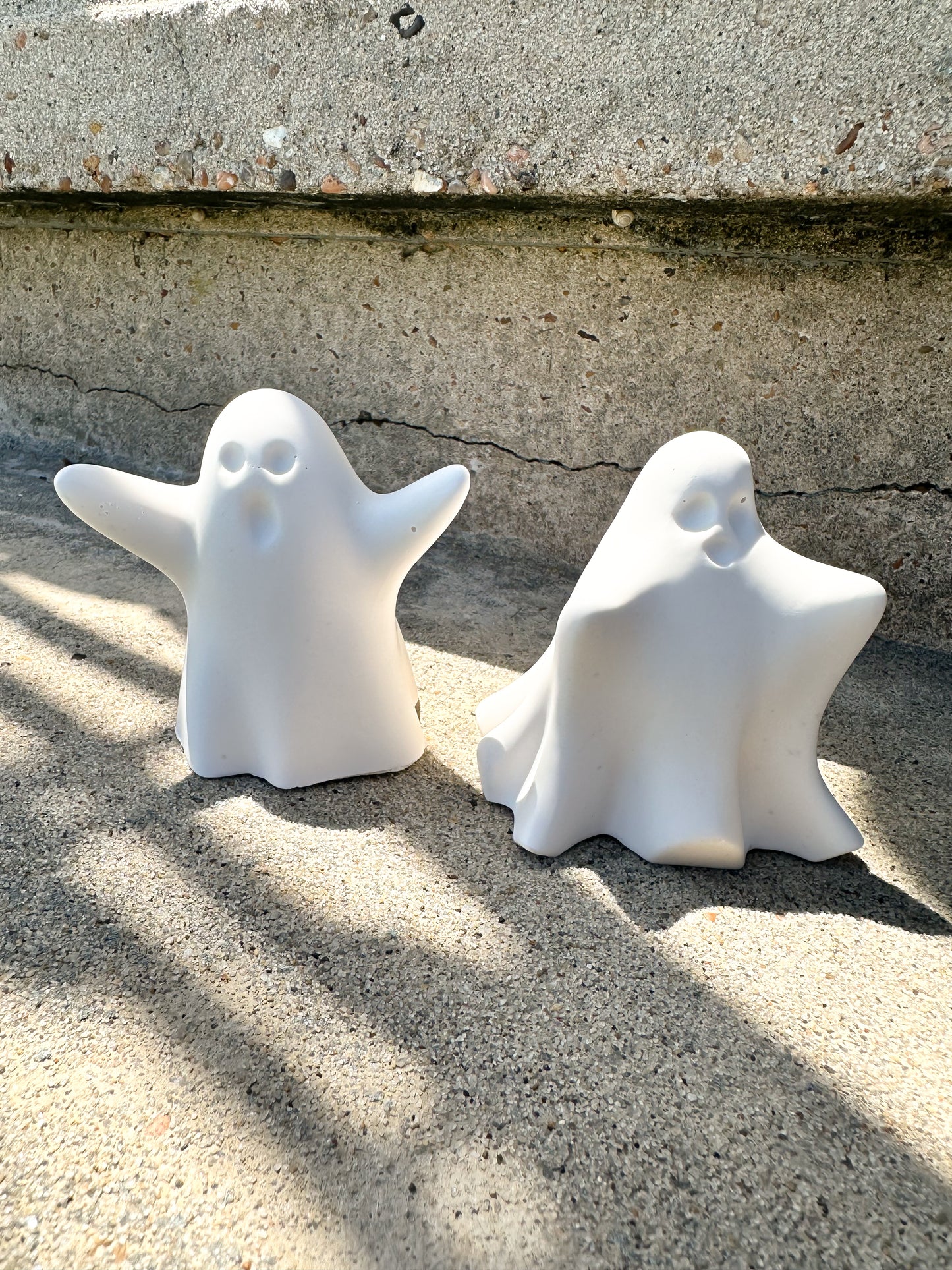 Jesmonite Ghost Halloween Decor